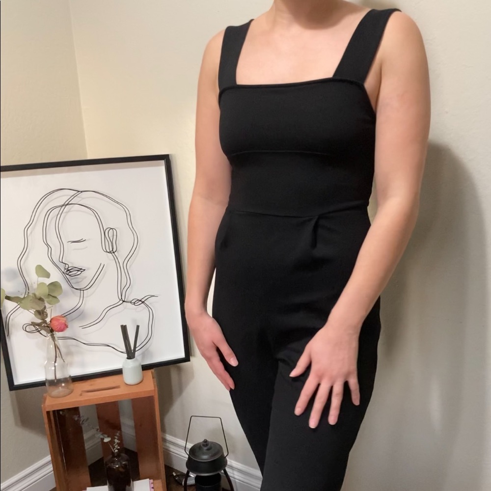 Urban Outfitter Sleeveless Jumpsuit Size Small